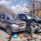 В Уфе столкнулись две иномарки: водители отказались от медпомощи