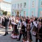 Уфимцы встали в хоровод в национальных костюмах 