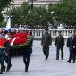 Президент России возложил венок к Могиле Неизвестного Солдата