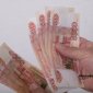 В России объем наличных денег в обращении вырос за год на 2,3 трлн рублей