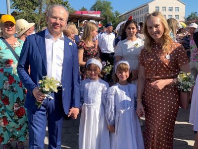 В День семьи, любви и верности в Башкирии поженились 235 пар