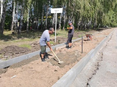 В Демском районе Уфы идет капитальный ремонт тротуаров центральных улиц