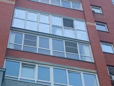 В Уфе малолетний ребенок едва не выпал с балкона 7-го этажа