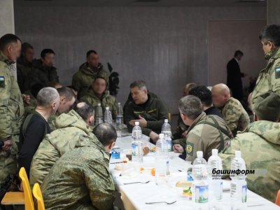 Радий Хабиров - настоящий лидер башкортостанцев : эксперты о встрече Главы Башкирии с бойцами