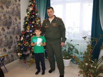 Военный комиссар Башкирии исполнил мечту десятилетнего уфимца