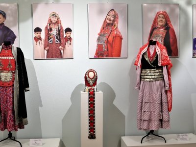 В Уфе открылась выставка лучших работ Международного конкурса мастеров башкирского костюма «Тамга»