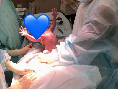 В Уфе врачи помогли пациентке в критическом акушерском состоянии стать мамой и выходили ее малыша