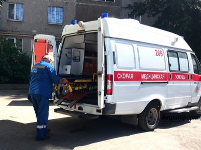В больницу Башкирии доставили истекающего кровью мужчину