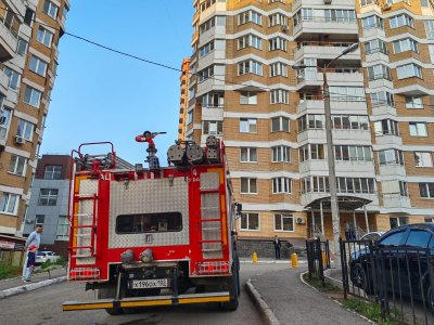 В Уфе на Бакалинской из-за пожара эвакуировали жителей многоэтажки
