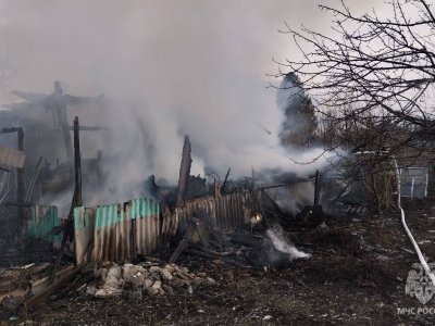 В Башкирии мужчина сильно обгорел при пожаре в частном доме
