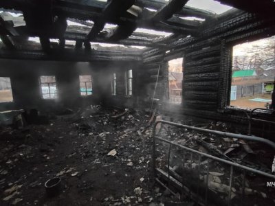 Остались только стены: пожар в Башкирии унес жизнь 46-летнего мужчины