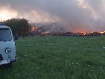 В Башкирии загорелся мусорный полигон
