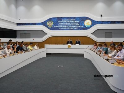Глава минздрава РФ Михаил Мурашко пообщался в Уфе с журналистами
