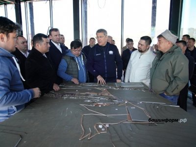 Радий Хабиров проверил строительство Евразийского музея кочевых цивилизаций