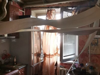 В одной из квартир Уфы выбило окна и оплавился потолок после хлопка