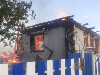 Два человека погибли, одному удалось спастись при пожаре в Башкирии