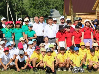 «Башмедь» и Бурибаевский ГОК помогли открыть детский лагерь