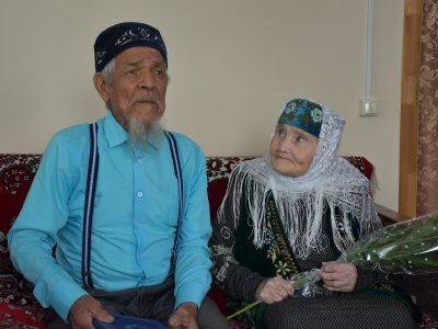 Супружеская пара из Башкирии отметила 70-летие совместной жизни