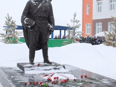 В Башкирии установили точную копию таллинского памятника воину-освободителю