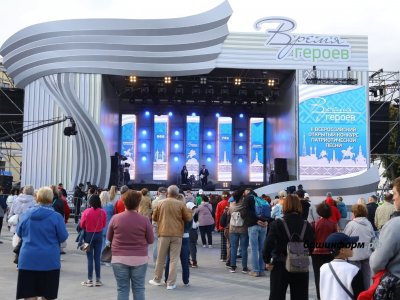 В Уфе проходит гала-концерт всероссийского конкурса патриотической песни «Время героев»