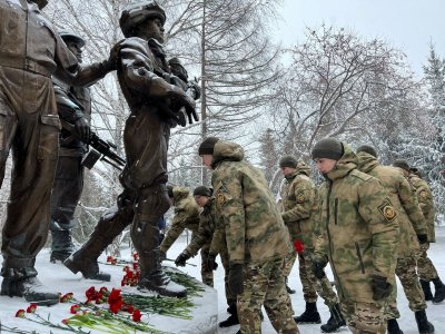 В Башкирии почтили память воинов-десантников, героически погибших 23 года назад в Аргунском ущелье