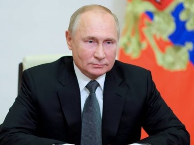 Декларирование доходов, биометрия, диверсии: президент России подписал ряд документов