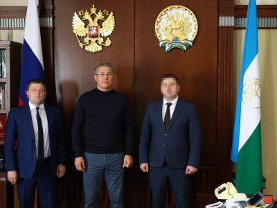 Радий Хабиров поблагодарил ушедших на СВО коллег за мужество и желание защитить Родину