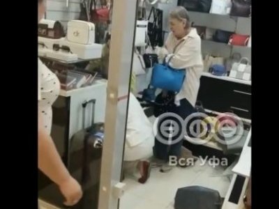 Прокуратура проводит проверку по факту падения стенда на ребенка в торговом центре Уфы