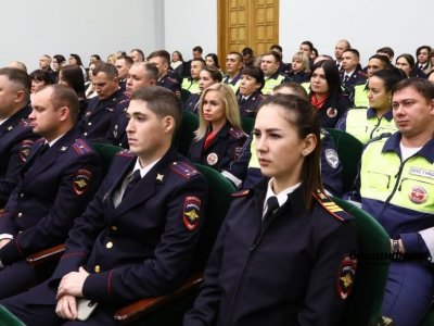 На страже закона: в Уфе чествовали сотрудников органов внутренних дел России
