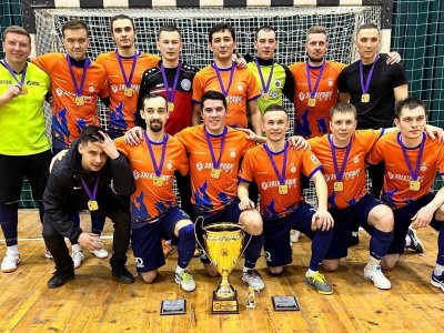 Чемпионом Башкирии по мини-футболу стала команда «Электрощит» из Сибая