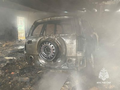В Башкирии в гараже сгорел кроссовер