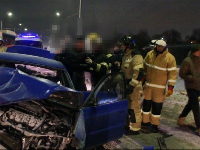 В Уфе столкнулись два автомобиля — есть пострадавшие