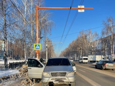 В Башкирии водитель Mercedes-Benz сбил пешехода