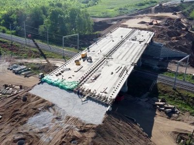Через две недели начнется укладка асфальта на строящемся путепроводе у Нагаево