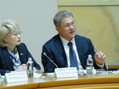 Радий Хабиров обсудил с Курултаем башкир добычу полезных ископаемых