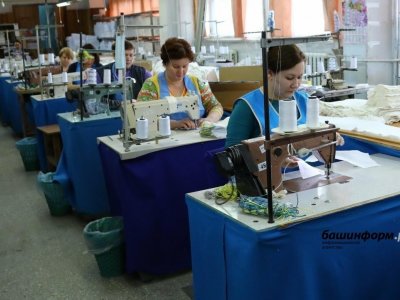 В Башкирии предприятиям легкой промышленности не хватает 1200 швей