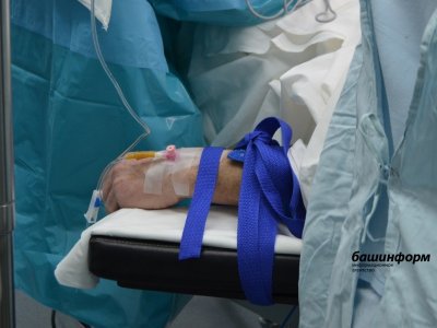 В Башкирии на двух работников рухнули металлоконструкции: один из пострадавших скончался в больнице