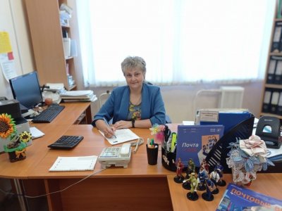 Глава Башкирии рассказал о работнике почты с 30-летним стажем Ларисе Свирской