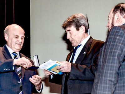 Башкирский сатирик Марсель Салимов награждён почётным знаком «За заслуги в литературе»