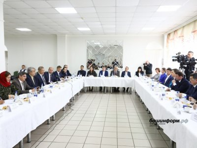 Глава Башкирии обсудил с главными редакторами СМИ пути развития медиаотрасли