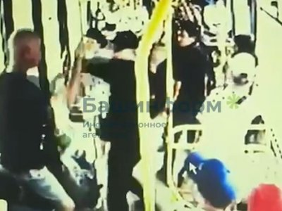 В Уфе поножовщина в автобусе попала на видео