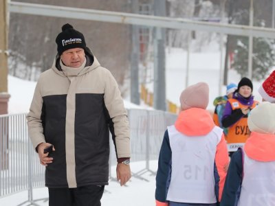 Радий Хабиров поблагодарил Дмитрия Губерниева за вклад в физкультуру и спорт