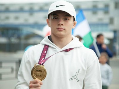 Чемпиона Европы из Башкирии Илью Кандалина встретили в аэропорту Уфы