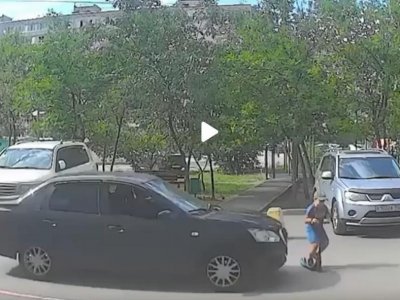 В Уфе 6-летний мальчик на самокате попал под колеса автомобиля