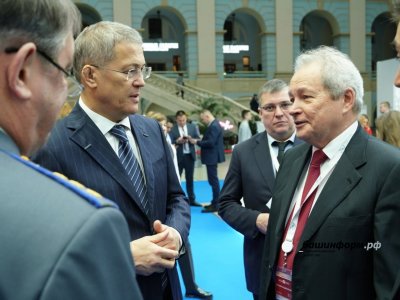 Радий Хабиров провел рабочую встречу с главой Ространснадзора Басаргиным