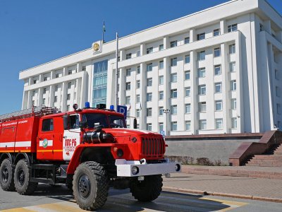 Радий Хабиров поздравил пожарных с профессиональным праздником и рассказал о резулататах их работы