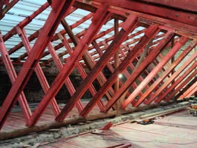 Строители из Башкирии завершают ремонт дворца культуры в ЛНР