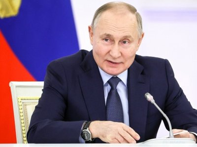Президент России предложил учредить премию «Наставник года»
