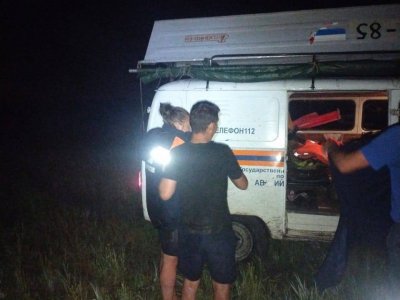 В Башкирии спасатели вытащили застрявшие автомобили
