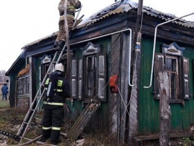 В Башкирии в сгоревшем доме возле газовой плиты нашли труп мужчины